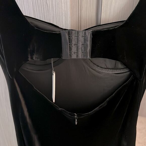NWT $184 REVOLVE RUMORED Runway velvet sheath tank bodycon slip dress S black - Picture 9 of 13